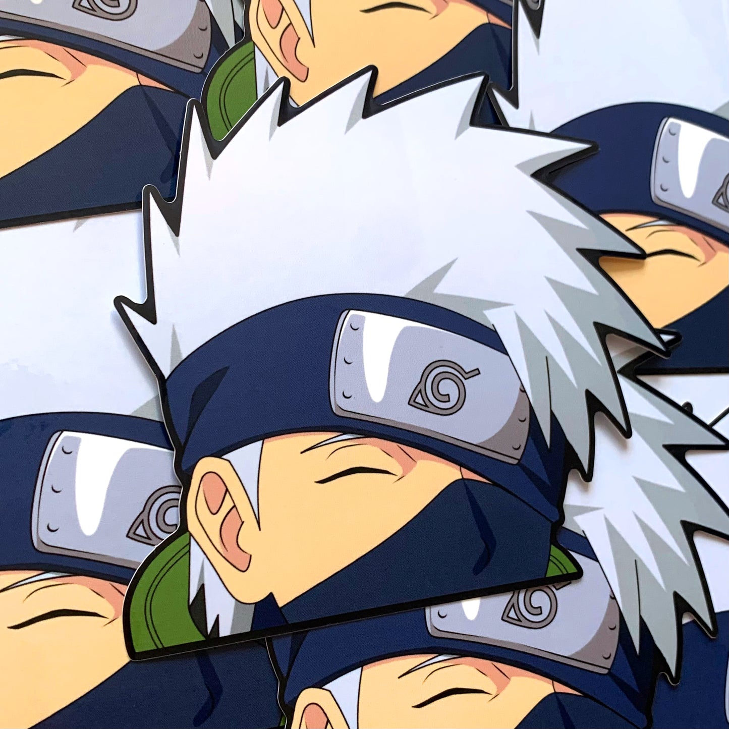 KAKASHI PEEKER