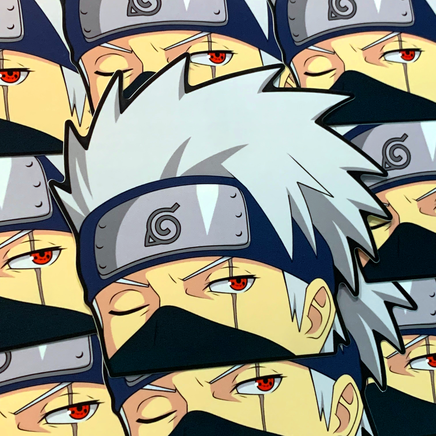 KAKASHI PEEKER