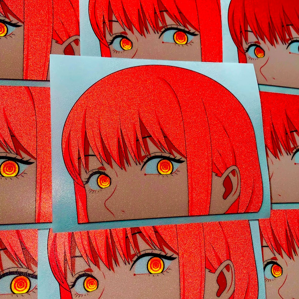 REFLECTIVE MAKIMA PEEKER
