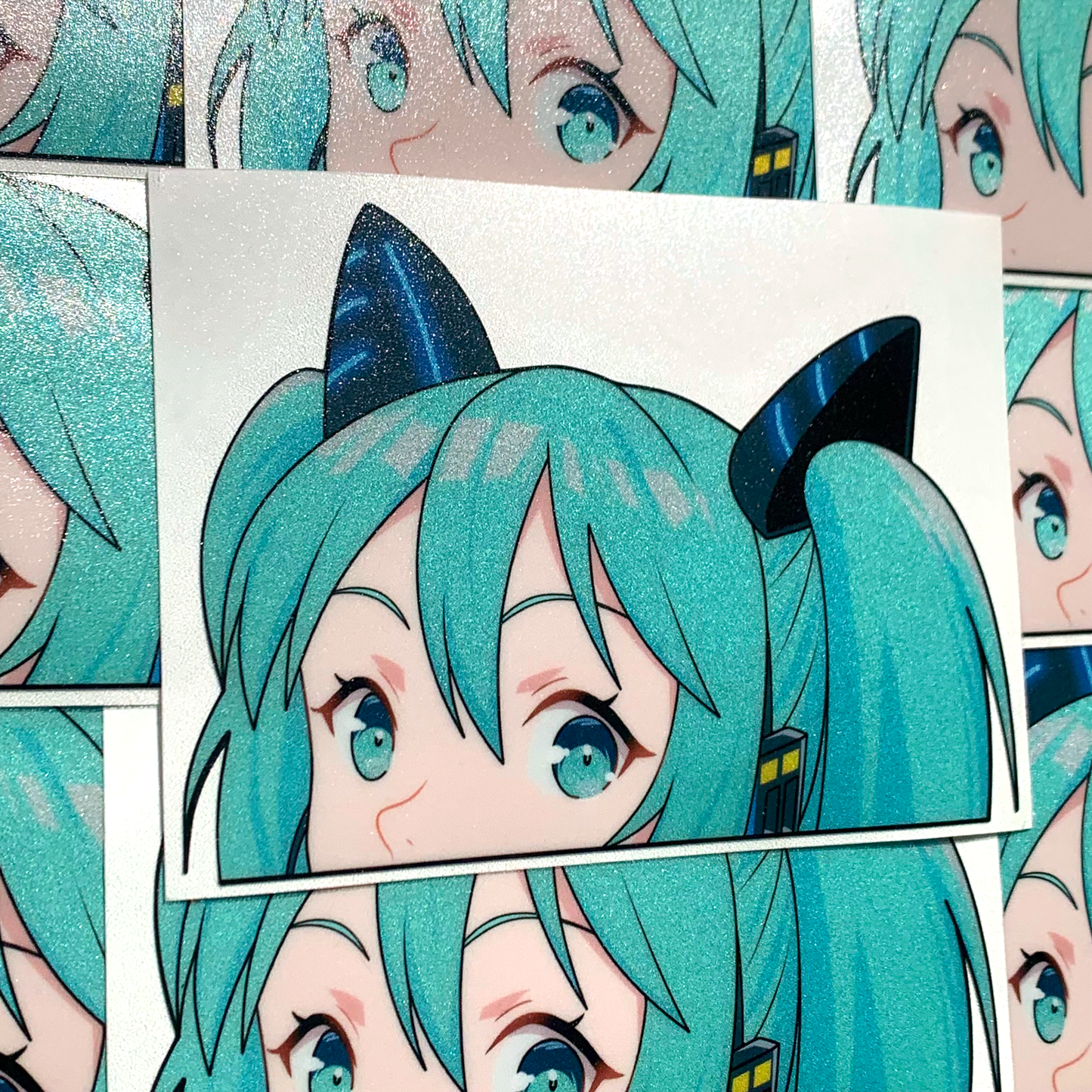 REFLECTIVE HATSUNE MIKU PEEKER