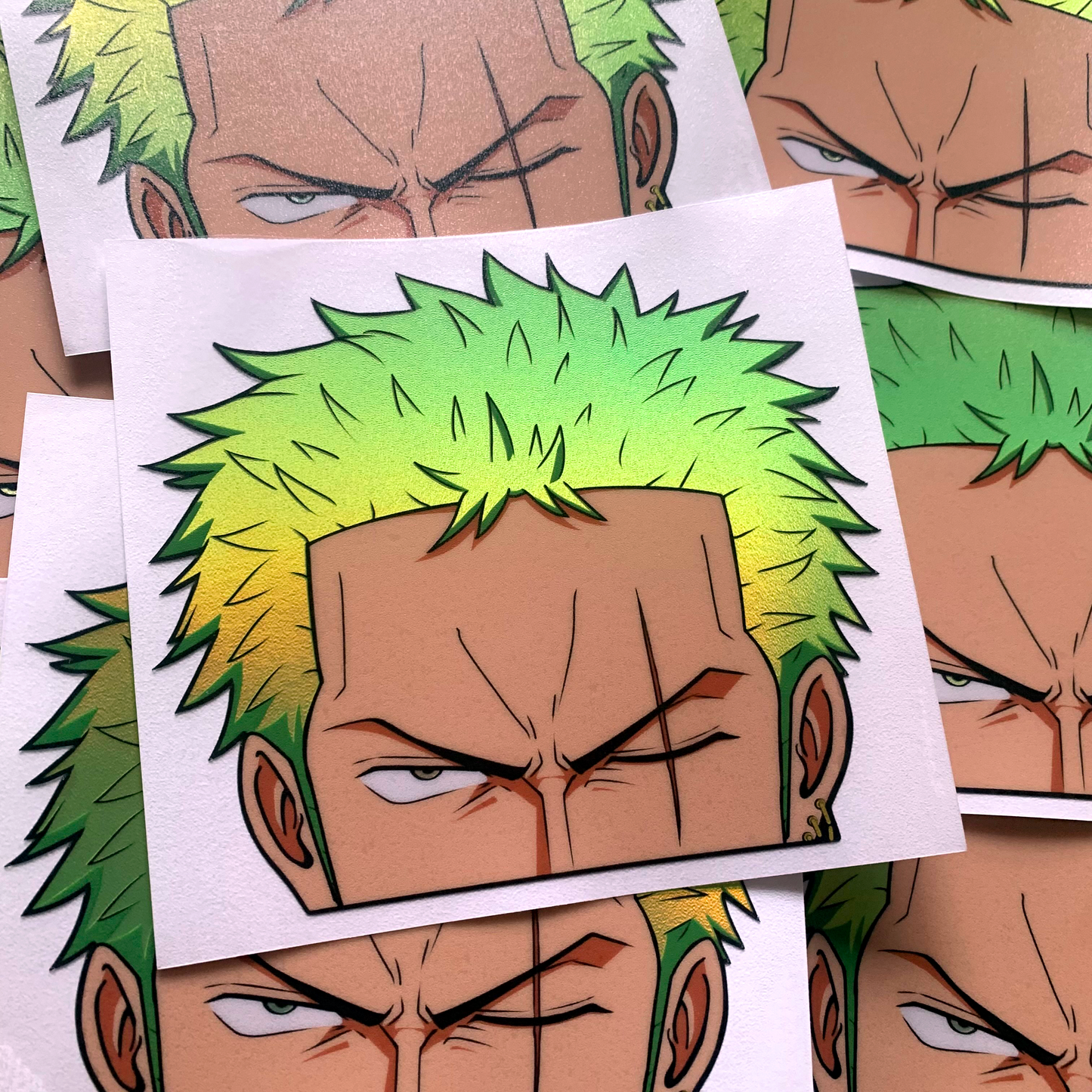 HOLO ZORO PEEKER